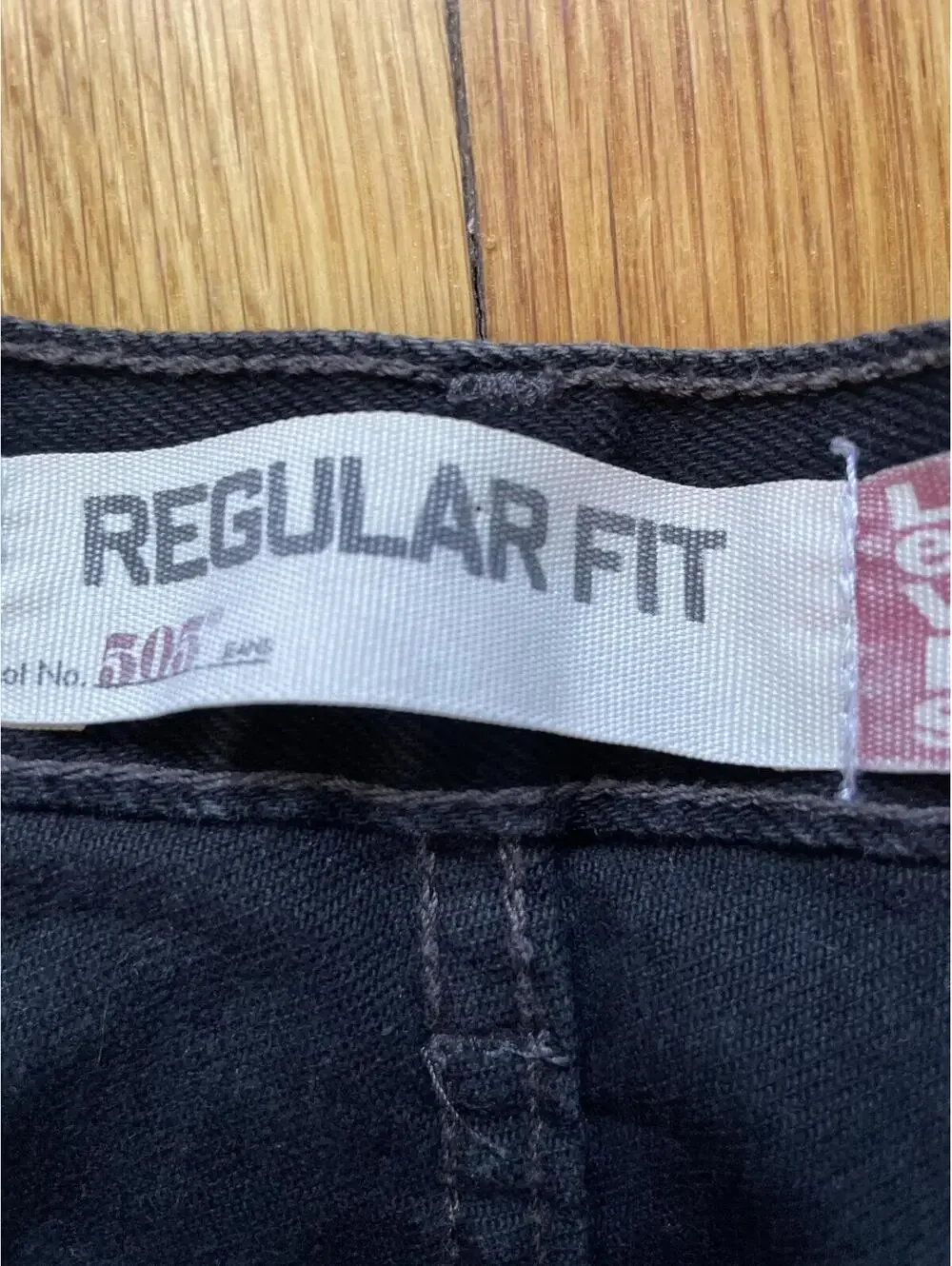 Vintage 1998 Levi's 505 Black Jeans USA 40x32 Straight Denim